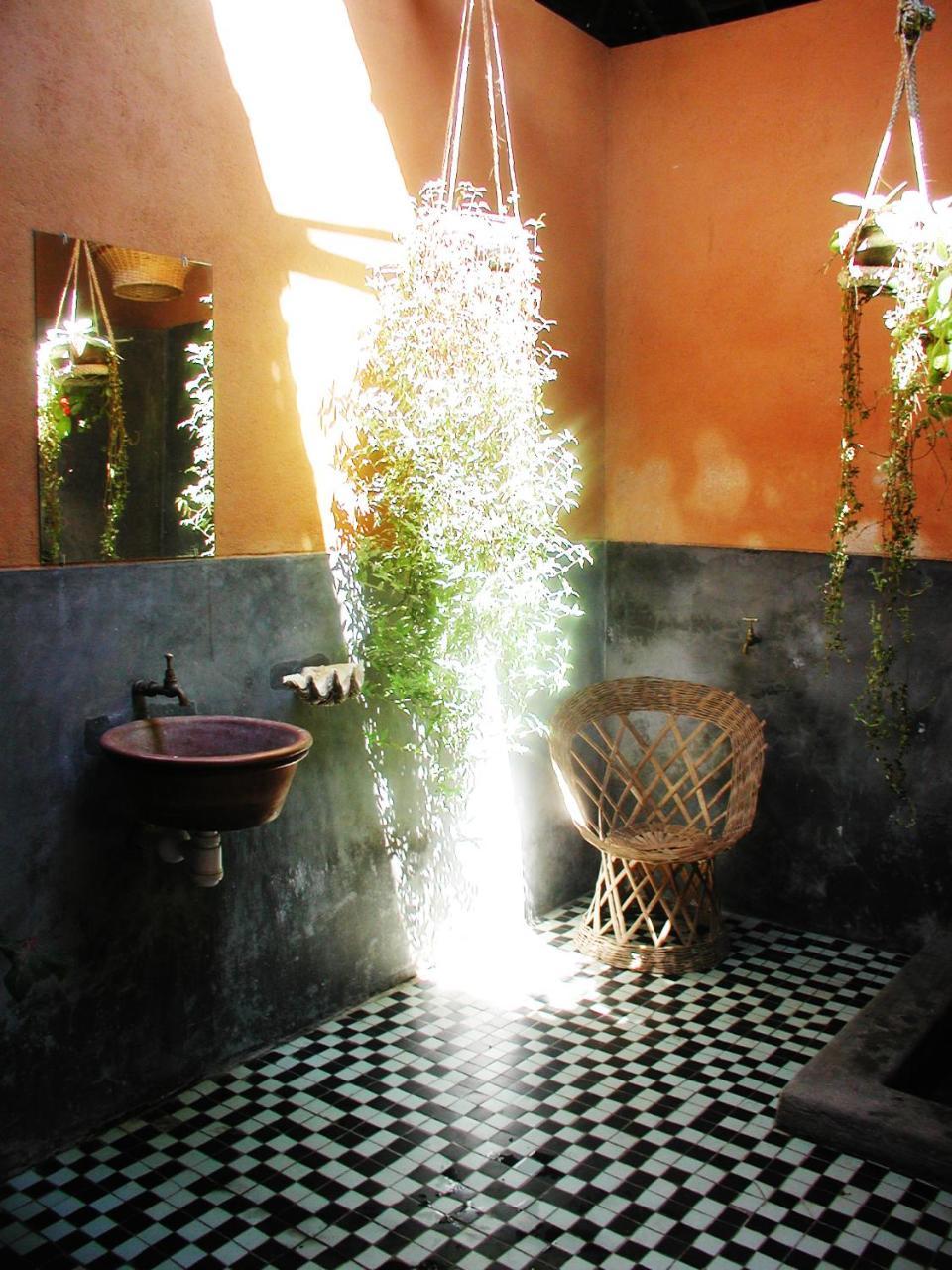 Patio Dos Quintalinhos - Casa Di Gabriele Bed & Breakfast Ilha de Mocambique Dış mekan fotoğraf