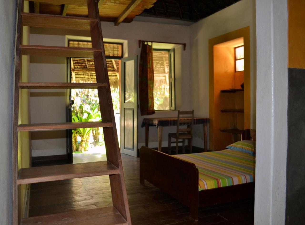 Patio Dos Quintalinhos - Casa Di Gabriele Bed & Breakfast Ilha de Mocambique Dış mekan fotoğraf